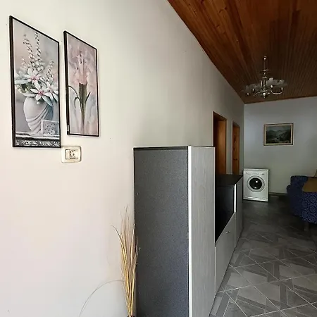 Apartment Orange